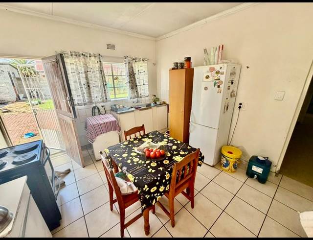 3 BEDROOM HOUSE FOR SALE IN VANDERBIJLPARK CW 2